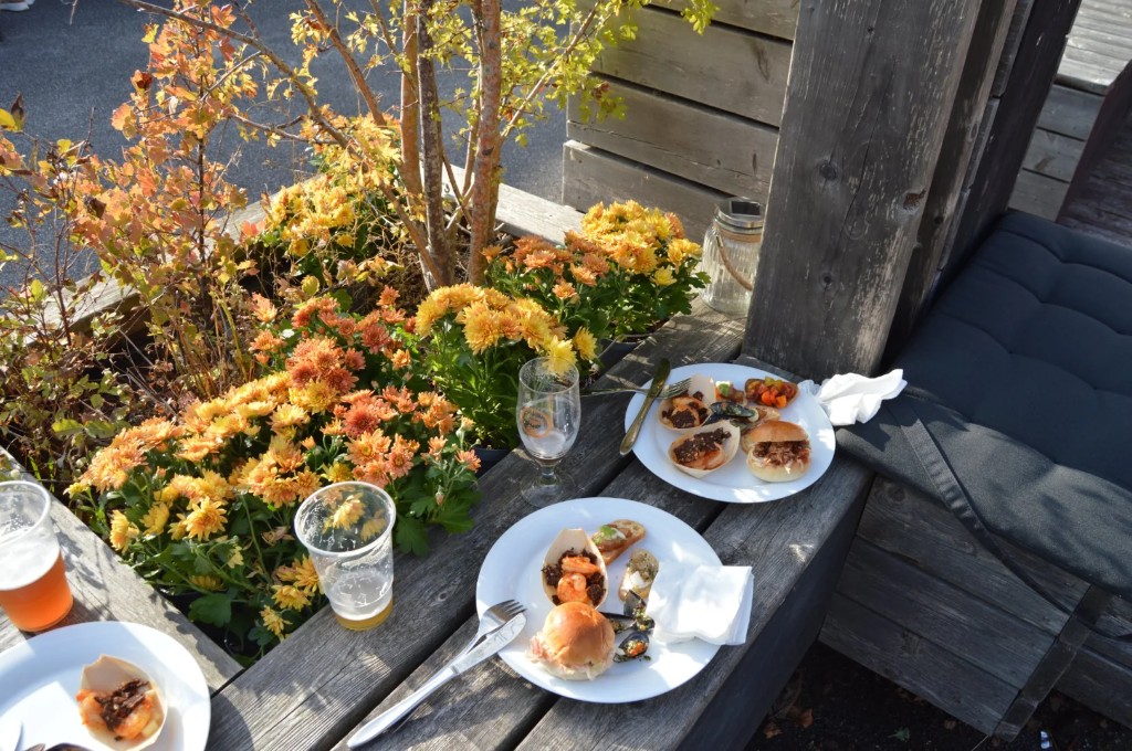 Mad og drikke i solen